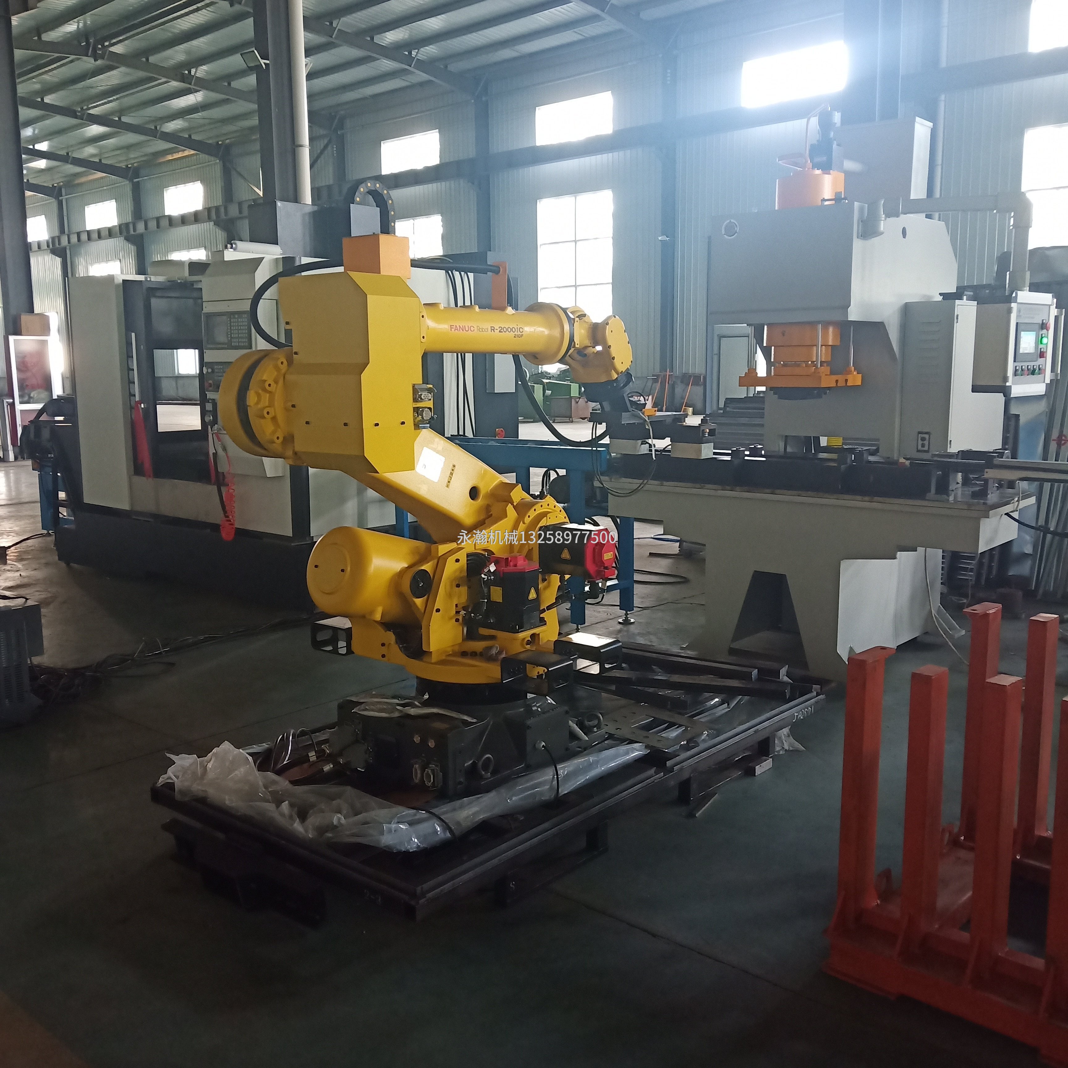 單臂液壓機配套生產線